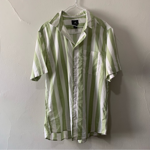 green striped short sleeve button down shirt - Picture 1 of 4